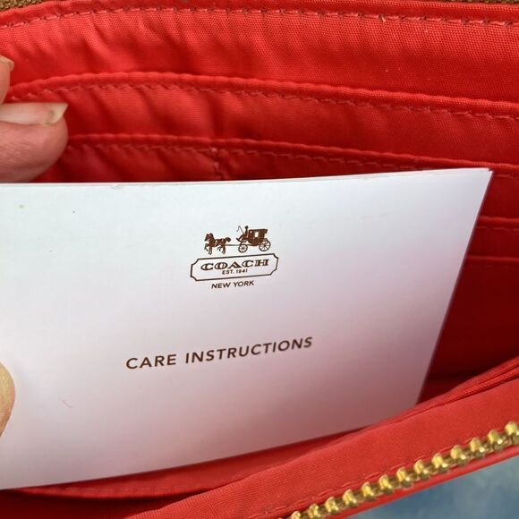 Coach Vintage Retro Tote & Wallet Wristlet 2-Piece Set - Picture 13 of 15